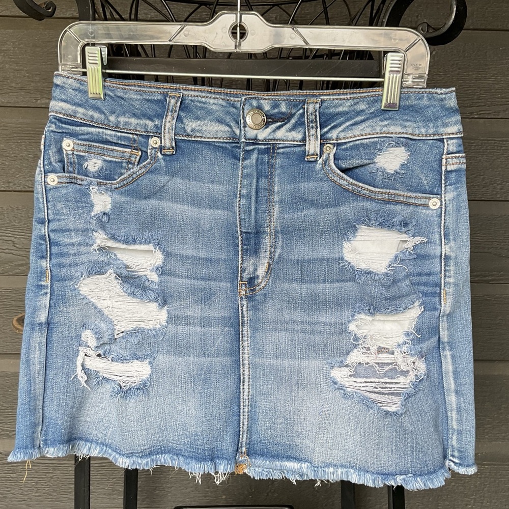 American Eagle Outfitters Light Blue Distressed Denim Mini Skirt Size 10